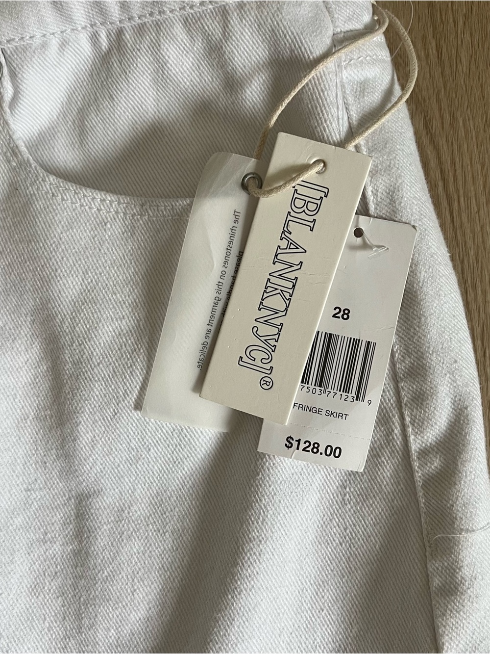 NWT Blank NYC White Denim Mini Skirt with Metallic Beaded Fringe size 28 - Picture 2 of 8